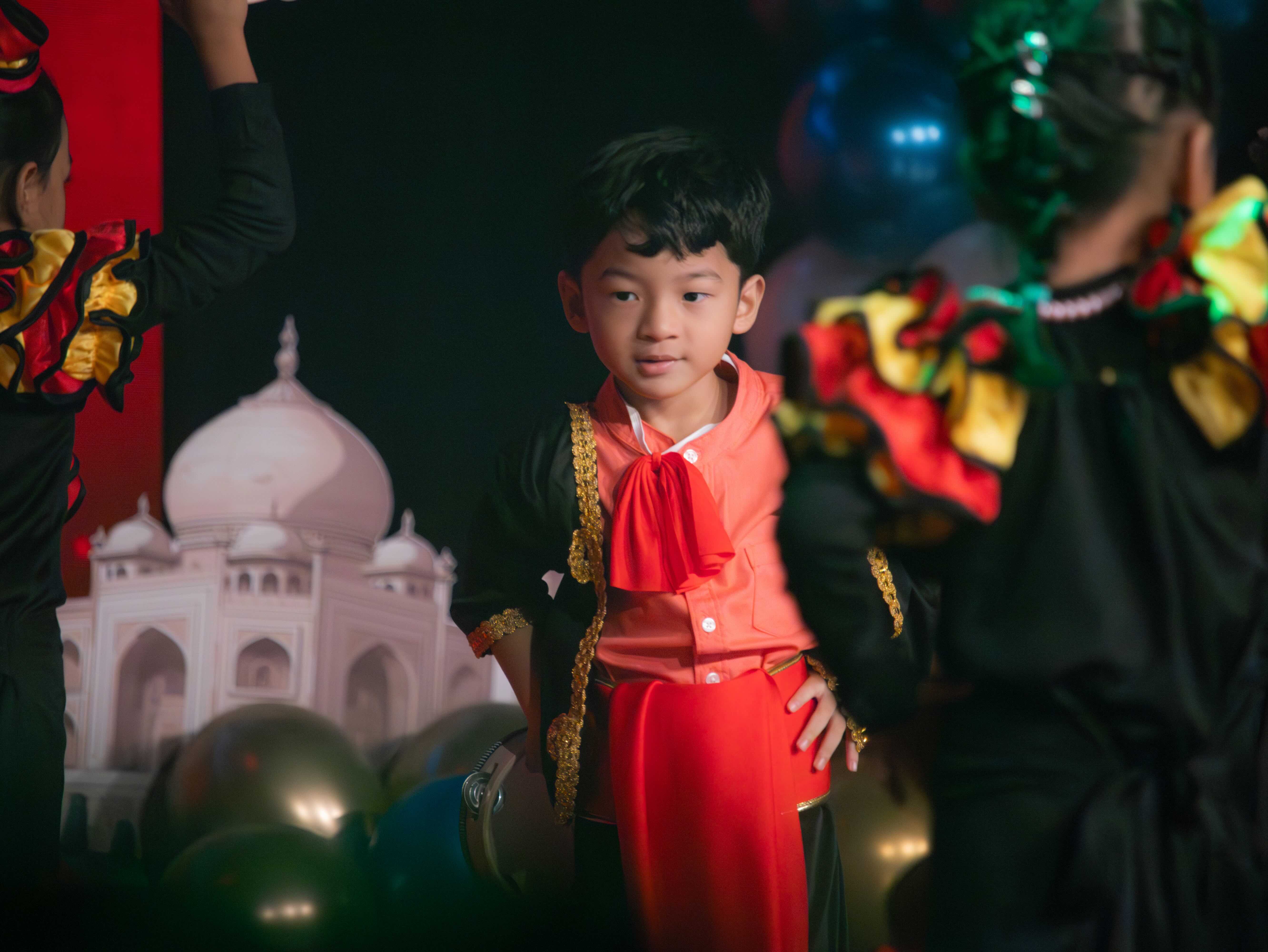 Bride and groom laughing during an outdoor shoot